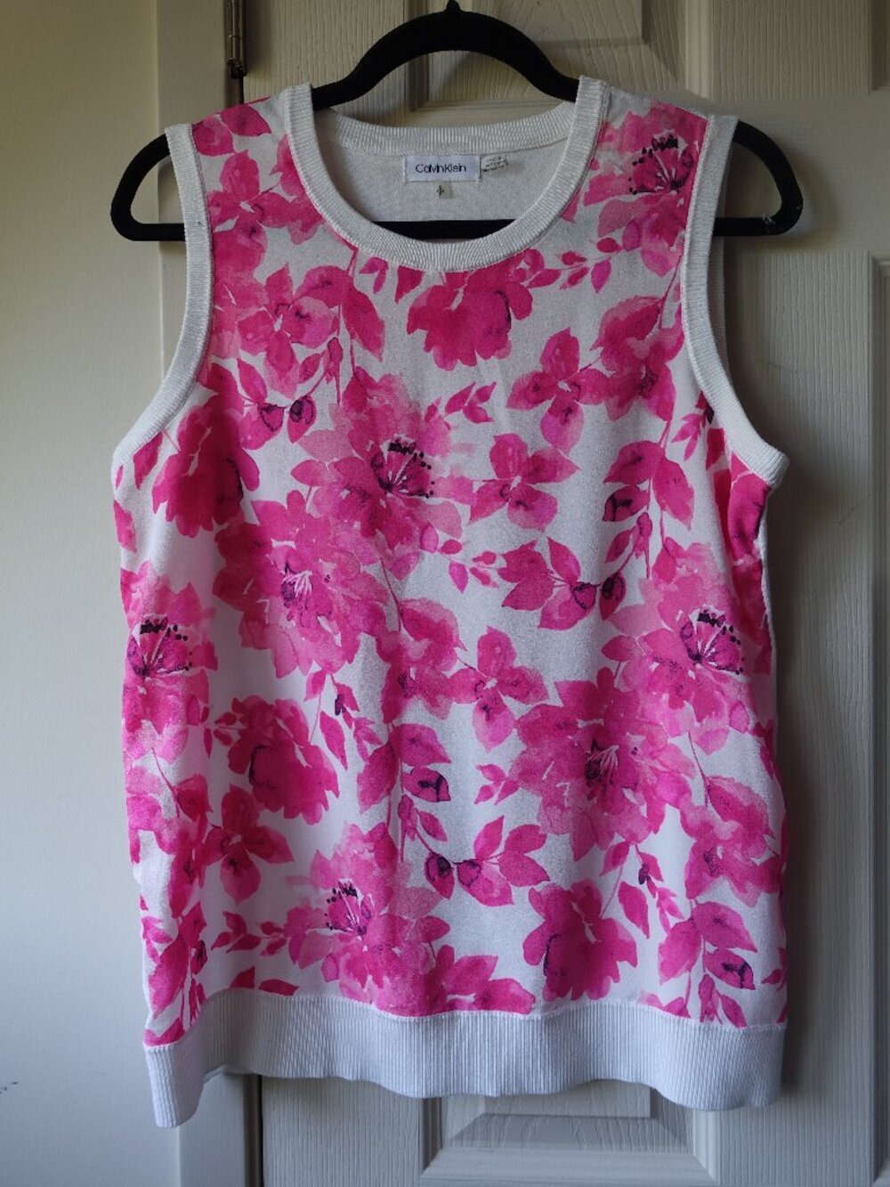 Calvin Klein White Sleeveless Floral Knit Top with Pink Flowers